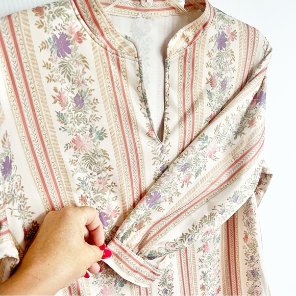 Vintage 1970s Prairie Boho Hoppie Floral Blouse - Picture 6 of 7